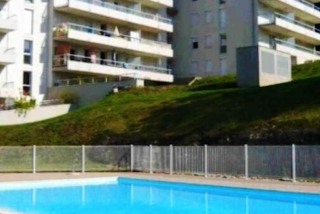 Апартаменты Le Doubs Cosy Безансон Экстерьер фото